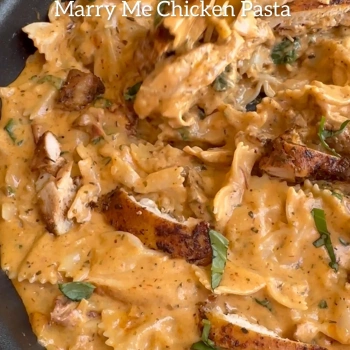 Perfectly cooked Marry Me Chicken Pasta served and ready to eat - final result